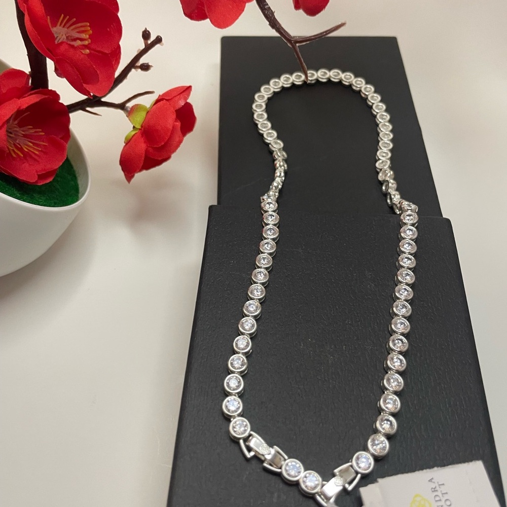 Kendra Scott Silver Necklace with Clear Stones - Picture 4 of 6